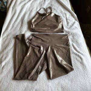 Old Navy PowerSoft Leggings & Top Large Gold Sparkle